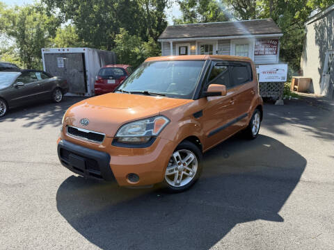 2011 Kia Soul +