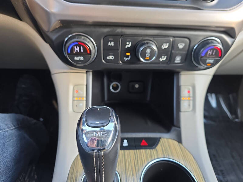 2018 GMC Acadia Denali