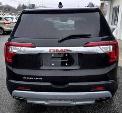 2023 GMC Acadia SLT