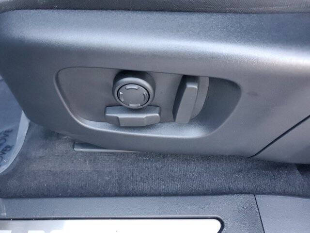 2024 Land Rover Range Rover Evoque P250 Dynamic SE