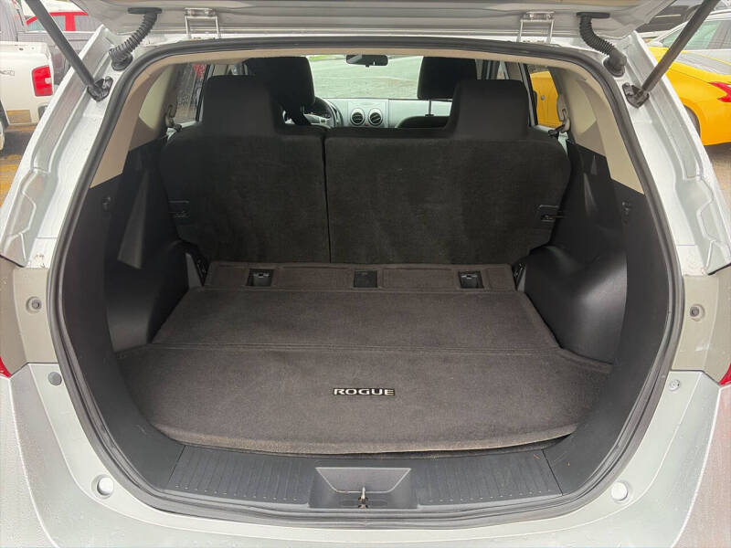 2013 Nissan Rogue SV