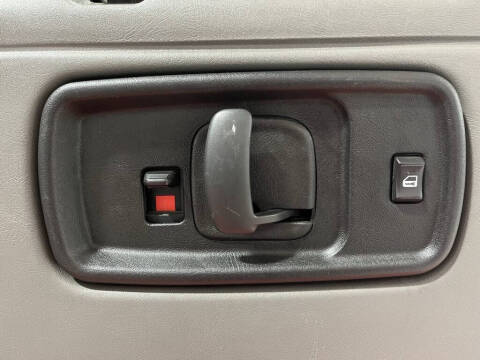 2016 Chevrolet Express LS 2500