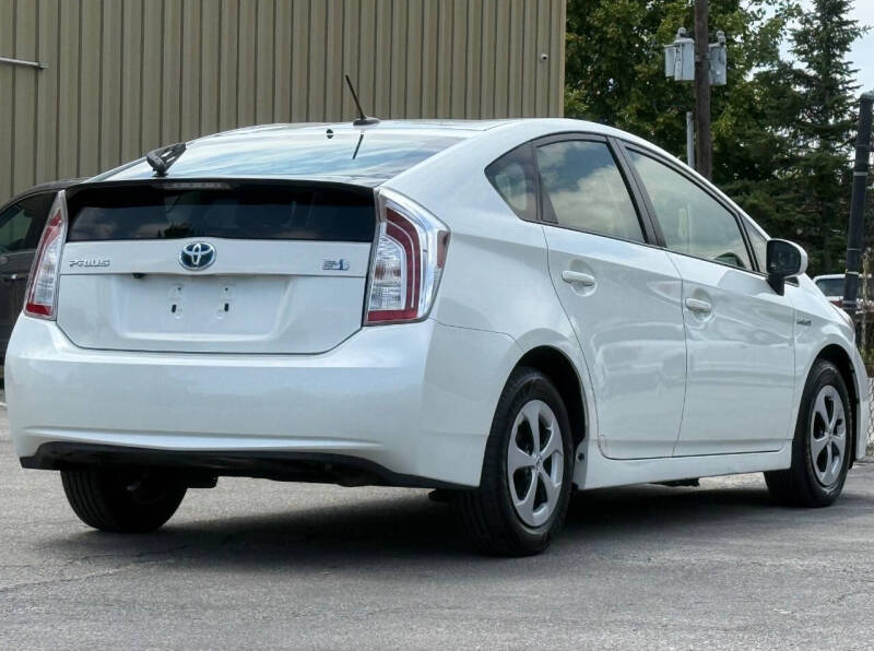 2015 Toyota Prius Three