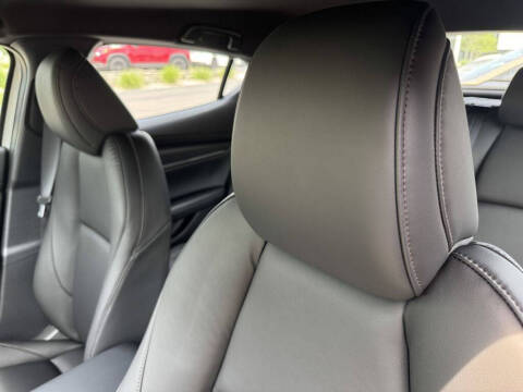 2025 Mazda Mazda3 Hatchback 2.5 S Select Sport