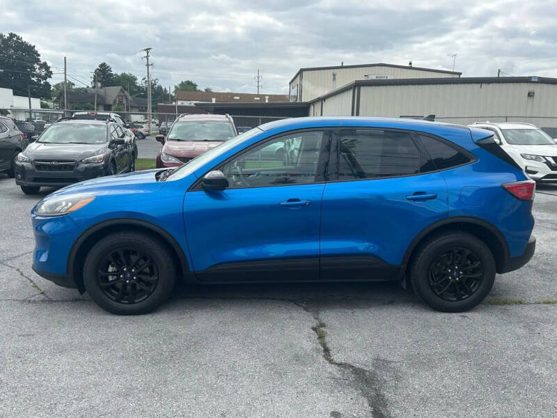 2020 Ford Escape Hybrid SE Sport