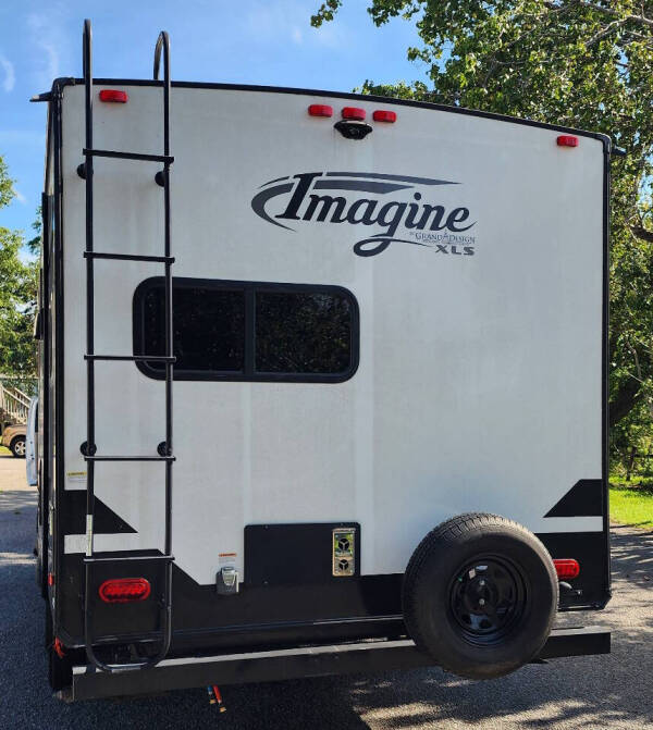 2021 Grand Design RV Imagine