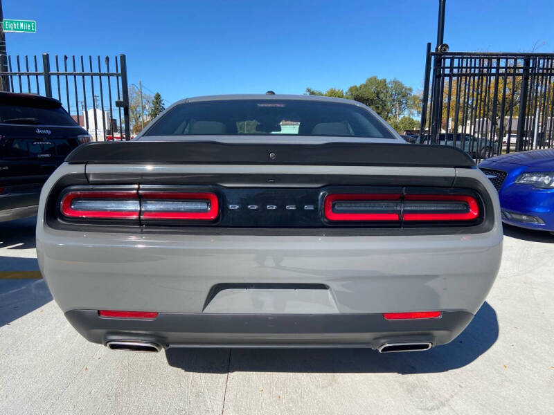 2023 Dodge Challenger SXT