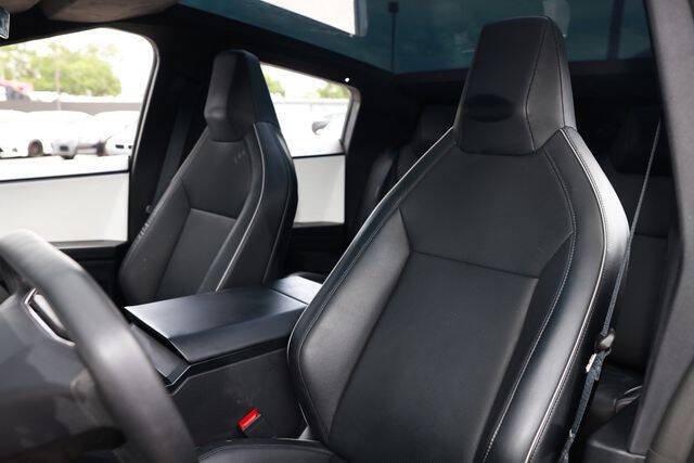 2024 Tesla Cybertruck