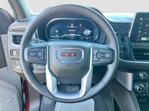 2024 GMC Yukon SLT
