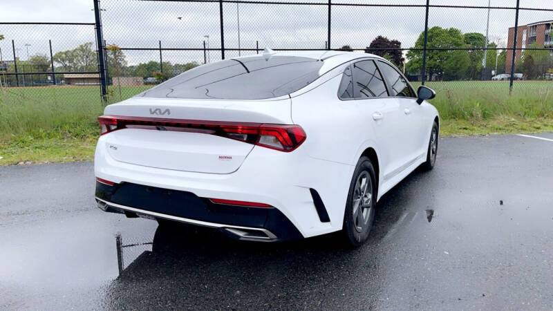 2022 Kia K5 LXS