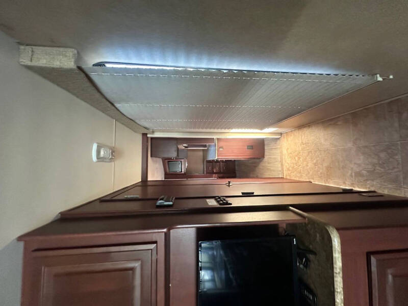 2011 Damon Daybreak 36SD