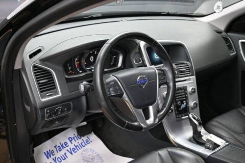 2017 Volvo XC60 T6 Dynamic