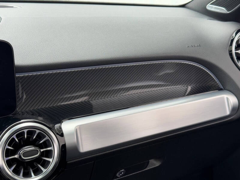 2024 Mercedes-Benz GLB AMG GLB 35