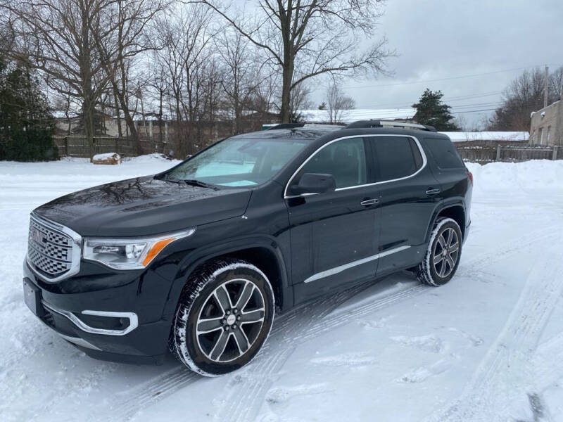 2018 GMC Acadia Denali's photo