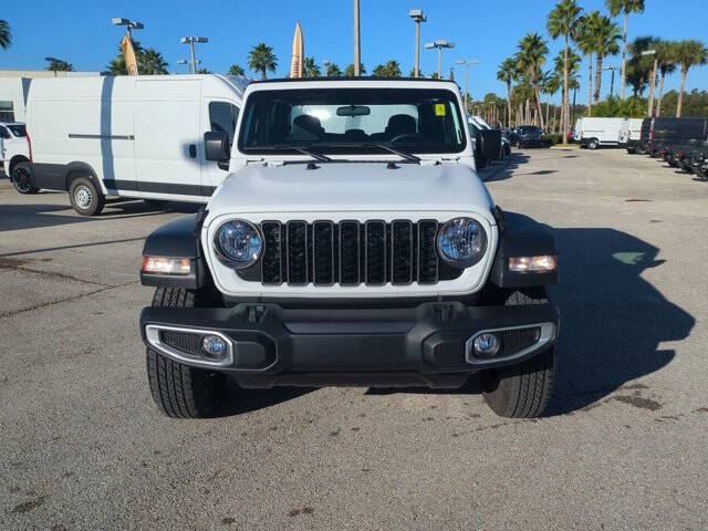 2024 Jeep Gladiator Sport