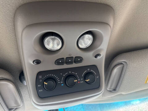 2003 Cadillac Escalade