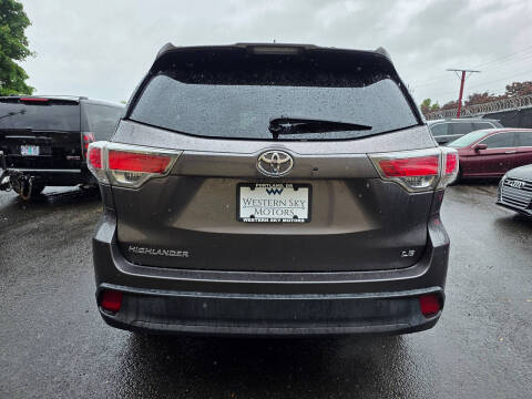 2016 Toyota Highlander LE Plus