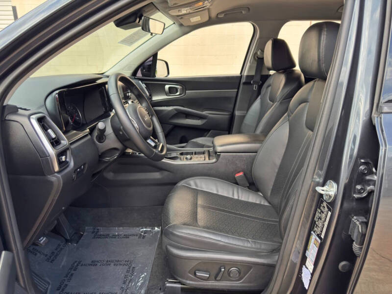2023 Kia Sorento S