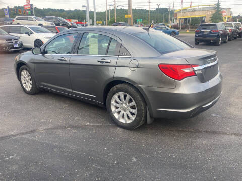2013 Chrysler 200 Touring
