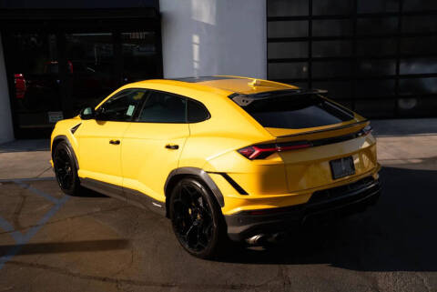 2024 Lamborghini Urus Performante