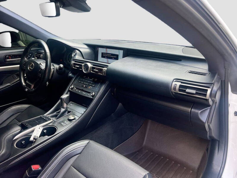 2019 Lexus RC 300