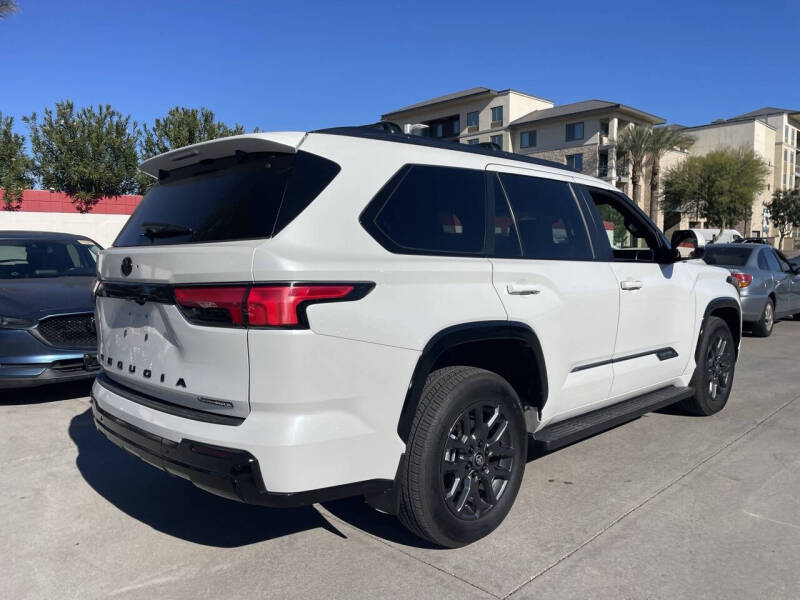 2025 Toyota Sequoia Platinum