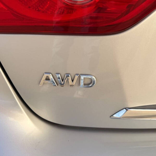 2014 Infiniti Q50 Hybrid Sport