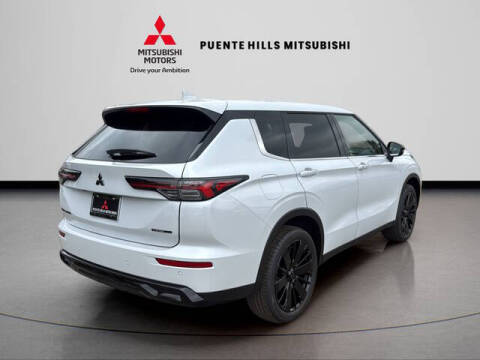 2026 Mitsubishi Outlander LE