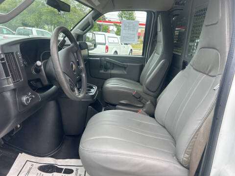 2017 Chevrolet Express 2500