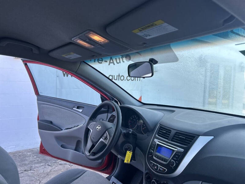 2014 Hyundai Accent GS