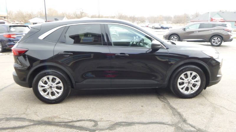 2023 Ford Escape Hybrid Active