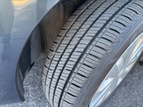 2017 Nissan Versa 1.6 S Plus