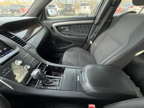 2013 Ford Taurus SEL