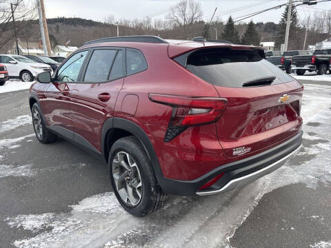 2024 Chevrolet Trax LT