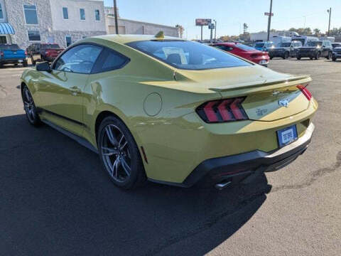 2025 Ford Mustang EcoBoost Premium
