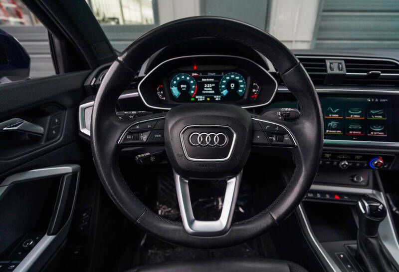 2022 Audi Q3 quattro S line Premium 45 TFSI