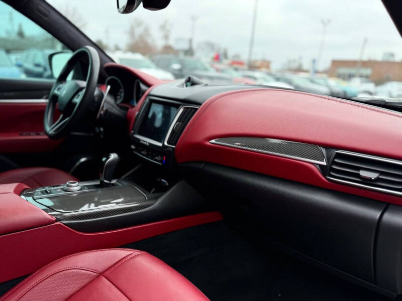 2017 Maserati Levante S