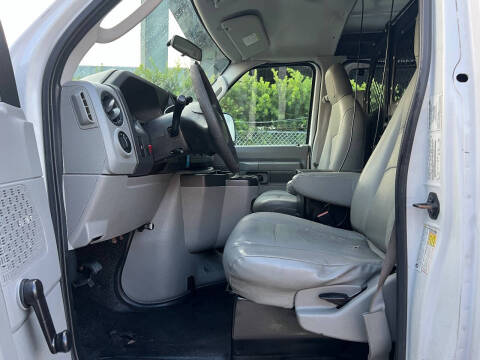 2011 Ford E-Series E-250