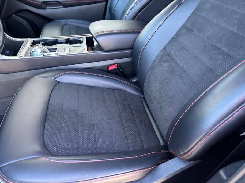 2024 Ford Edge
