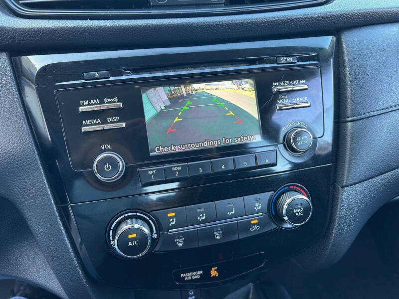 2017 Nissan Rogue S