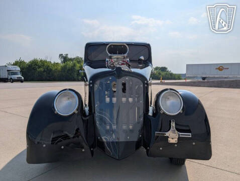 1933 Willys Coupe