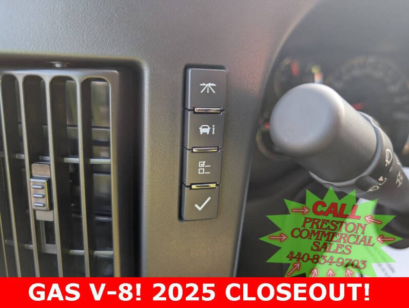 2025 Chevrolet Express 2500