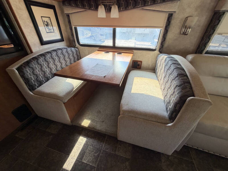 2014 Winnebago SIGHTSEER