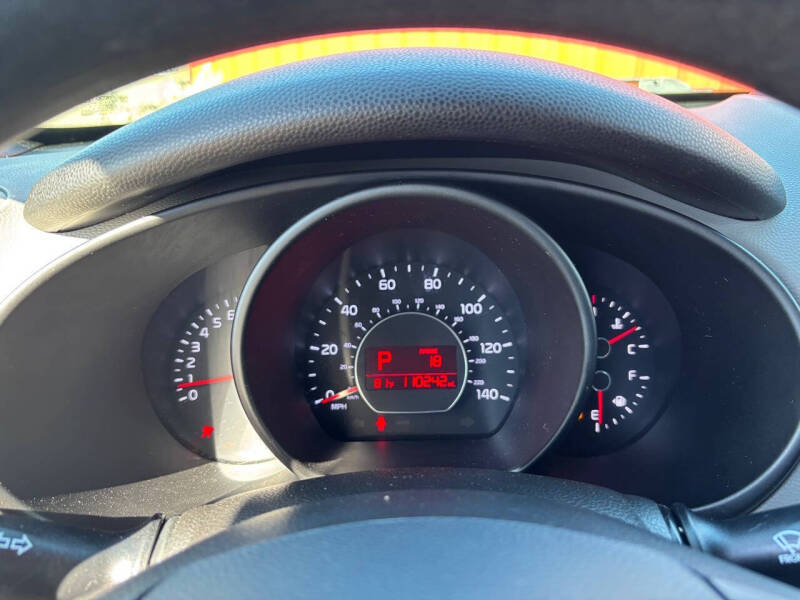 2017 Kia Soul +