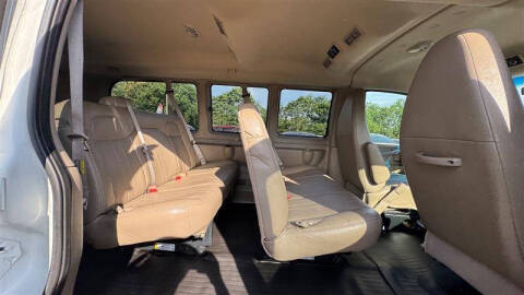 2013 GMC Savana LS 2500