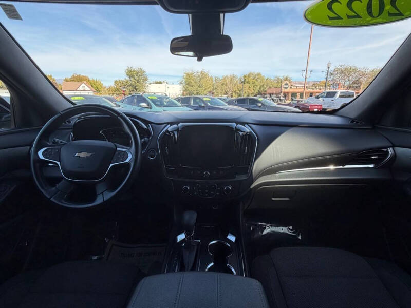 2022 Chevrolet Traverse LT Cloth