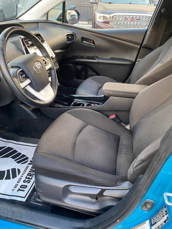 2017 Toyota Prius Prime Plus