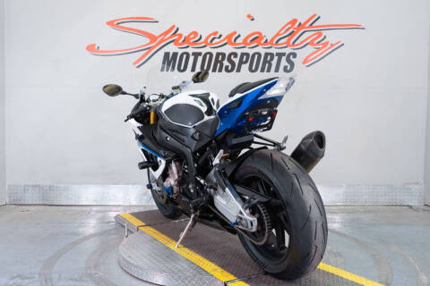 2014 BMW HP 4