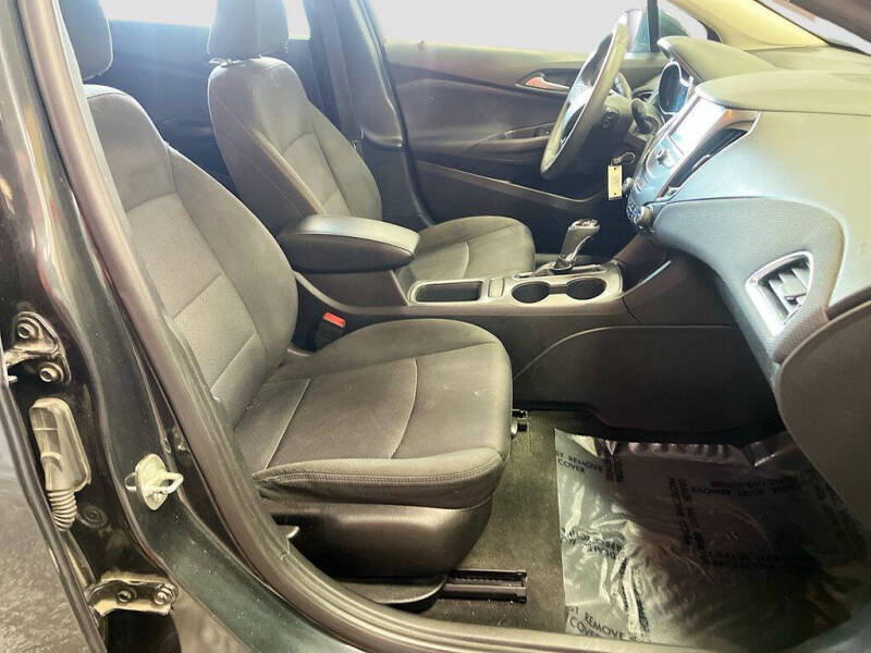 2018 Chevrolet Cruze LT Auto