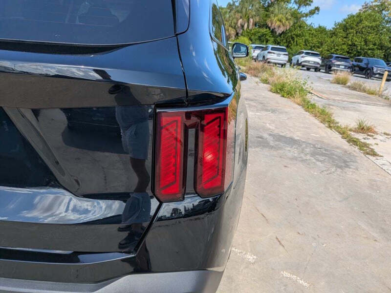 2025 Kia Sorento S
